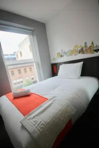 easyBelfast - 83