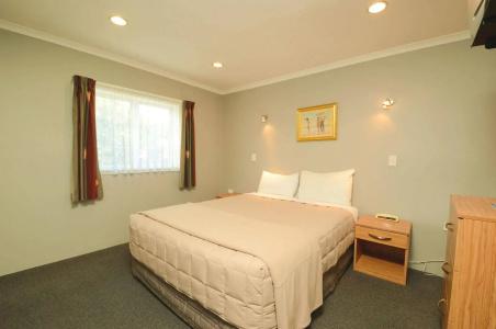 Tower Lodge - 22