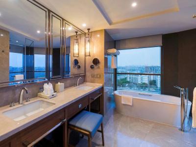 Novotel Shanghai Hongqiao - 10