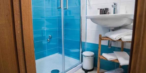 Vittoria Guest House Salerno - 8
