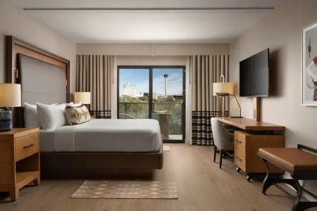 Marriott Plaza San Antonio - 73