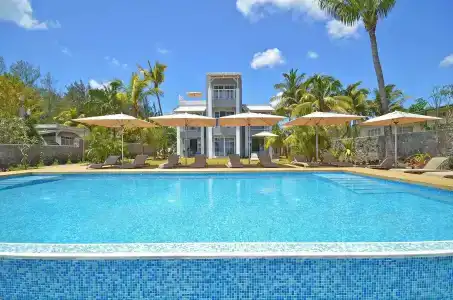 Mon Choisy Beach r. - 11