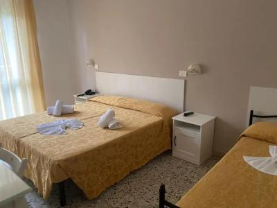 Modenese - 60