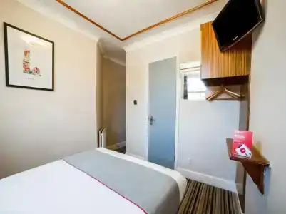 Oyo Vegas - 66