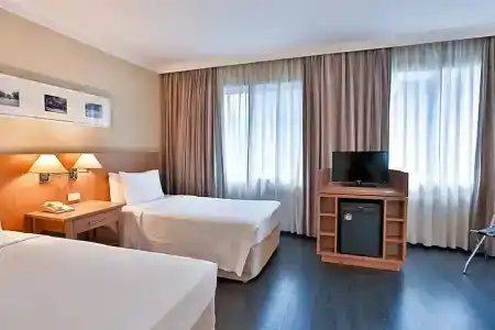 Park Inn by Radisson Berrini - 89