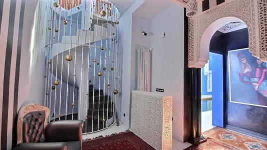 Riad Goloboy - 13