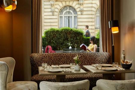 Le Pavillon des Lettres - Small Luxurys of the World - 25