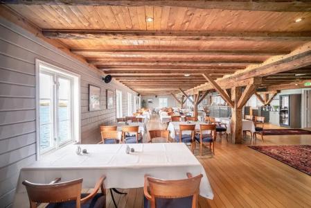 Finnøy Bryggehotell - by Classic Norways - 21
