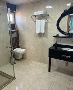 A Palace Suites - 139