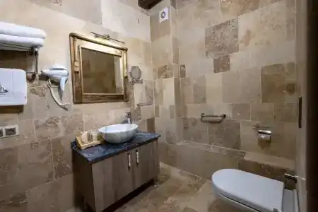 Underground Cave Suites - 77