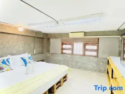 Yak Guesthouse - 198