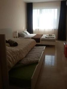 Sandanski Peak Guest Rooms - 5
