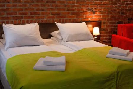 Artus - Old Town - 40
