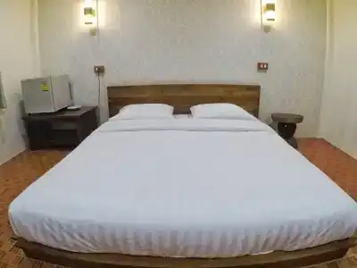 T & T Hostel Kanchanaburi - 18
