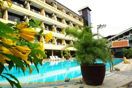 Suppamitr Villa - 40