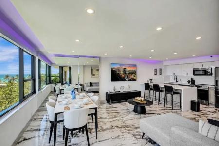 The Alexander All Suites - 746