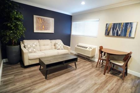Anaheim Executive Inn & Suites - 75