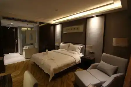 Luoyang Yihe - 18