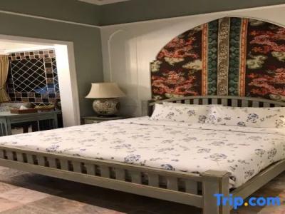 At Pingnakorn Huaykaew - 143