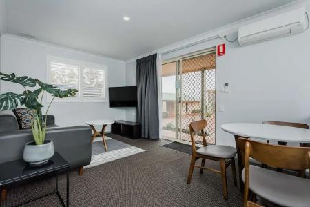 Quality Suites Banksia Gardens- Apartment - 98