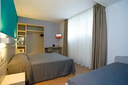 Astoria - 32