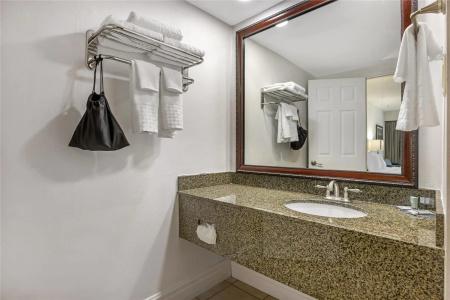 Best Western Pier Point Inn - 48