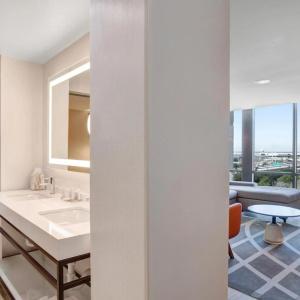 Houston Marriott North - 30
