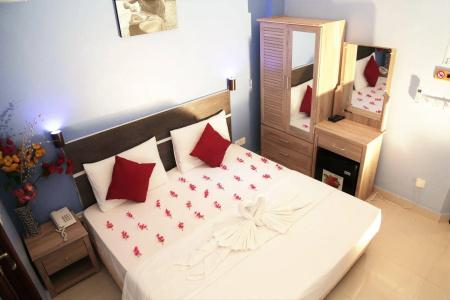 Elite Beach Inn - 9