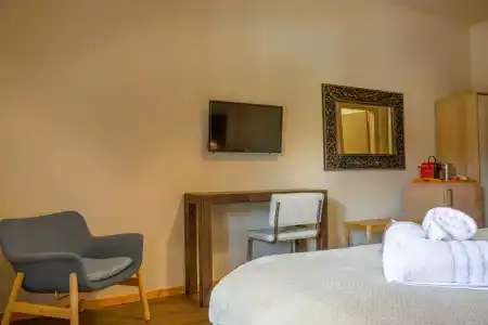 Monastiri Guesthouse - 80