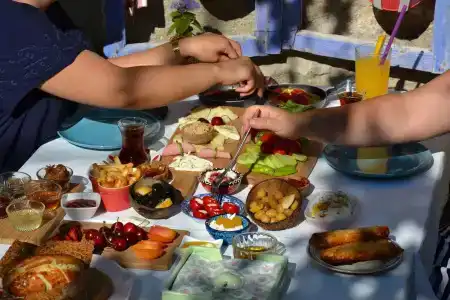 Afet Hanim Konagi - 12