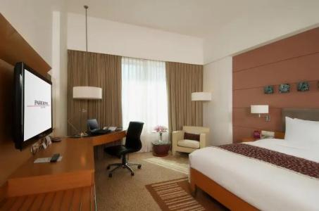 Parkroyal Saigon - 10