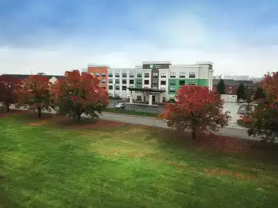 Holiday Inn Express -, An Ihg - 37