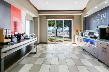 Hampton Inn & Suites I-20 - 36