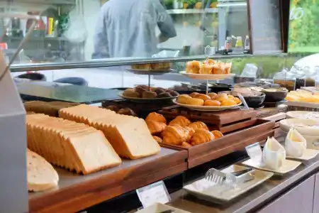 Ramada By Wyndham Bangkok Sukhumvit 87 - 13