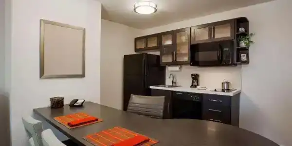 Sonesta Simply Suites Jersey City - 28