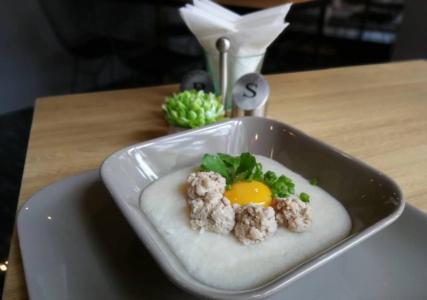 Chezzotel Pattaya - 14