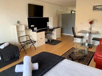 Outrigger Burleigh - 117