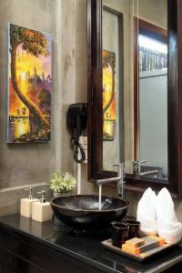 The Moon Residence & Spa - 94
