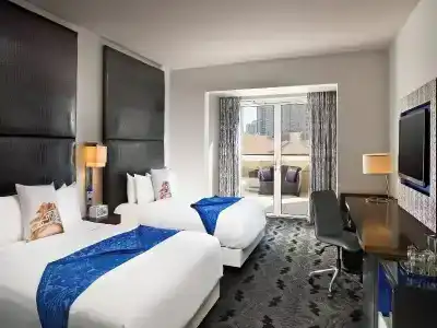 W Dallas - Victory - 65