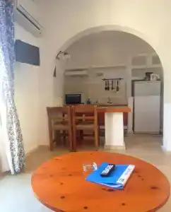 Mantraki - 0
