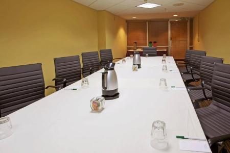 Holiday Inn Houston Intercontinental Airport, an IHG - 15