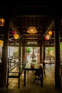 Trang Ngan - 24