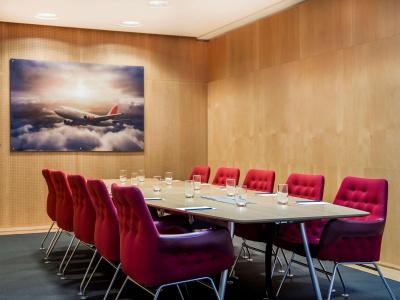 Radisson Blu Airport Terminal - 10