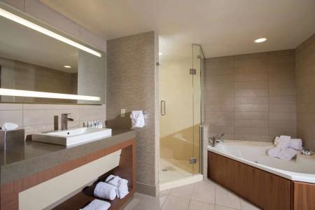 The Broadway - a DoubleTree by Hilton - 65