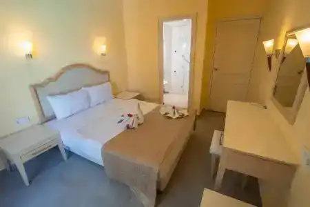 alenz suite - 67