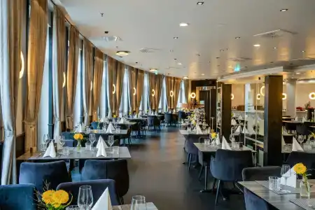 Stays by friends Gelsenkirchen - 25