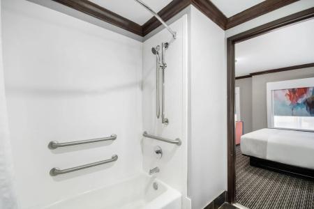 Hawthorn Suites by Wyndham - 8
