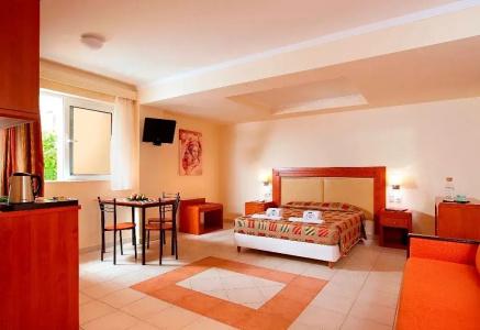Avantis Suites - 70