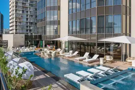 Hyatt Centric Waikiki Beach - 12