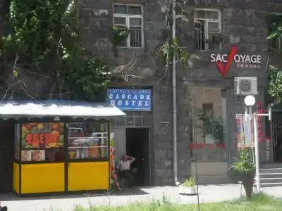 Cascade & Tours - 0